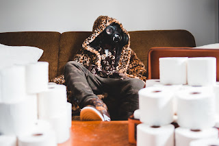 Карантин та відповідальність за його порушення Erik Mclean TQ5QE587veU Unsplash